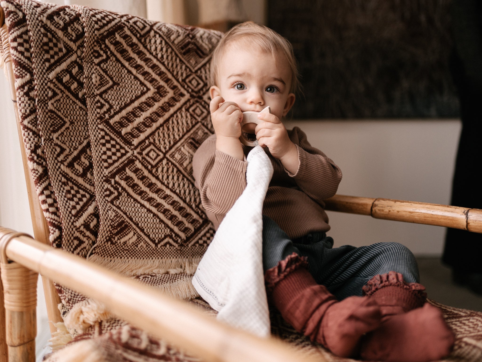 Wooden Story Mini Teether with Hanky - Love
