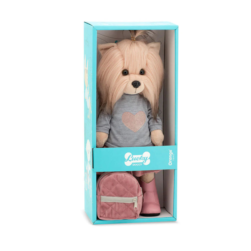 Soft toy Lucky YoYo in urban outfit